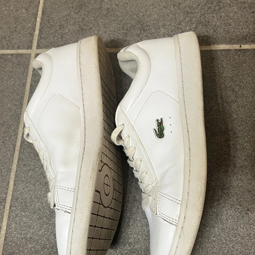 Lacoste Carnaby Set Leather Sneakers women’s Sz 7.5 summer coastal walking chic